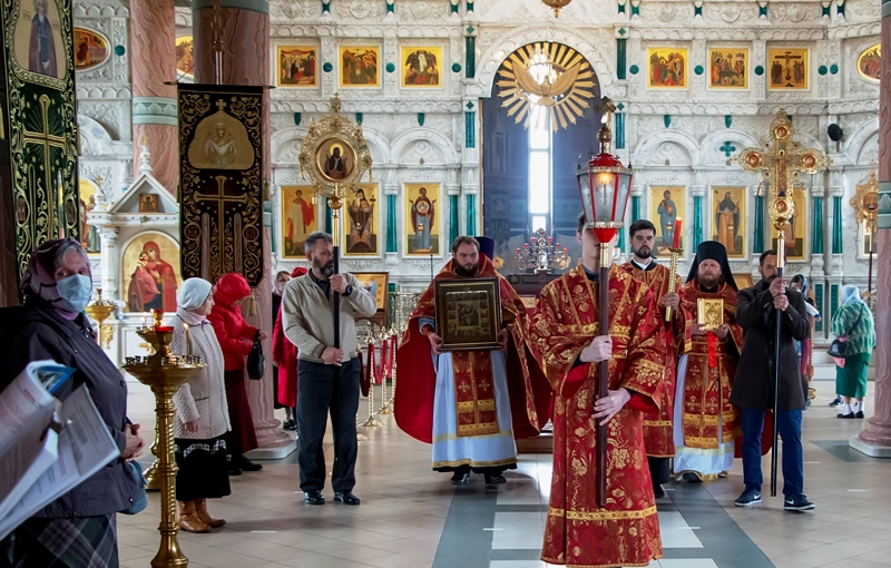 Преполовение Пятидесятницы в Свято-Ильинском соборе