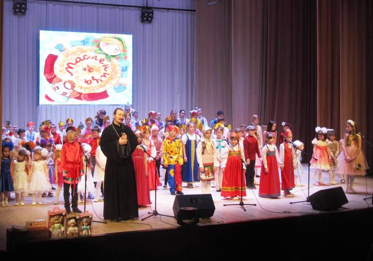 В Павловске на мясопустной неделе состоялся фестиваль «На Масленицу»