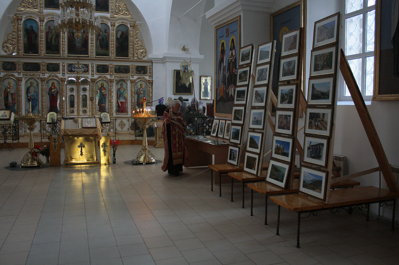 Святой Афон в фотоснимках и святых мощах  в Богучарском благочинии