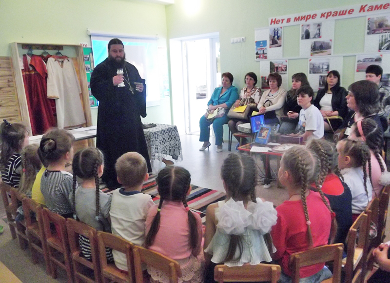 В Каменке состоялся межмуниципальный семинар по теме «Духовно-нравственное и гражданско-патриотическое воспитание дошкольников в рамках требований ФГОС ДО»