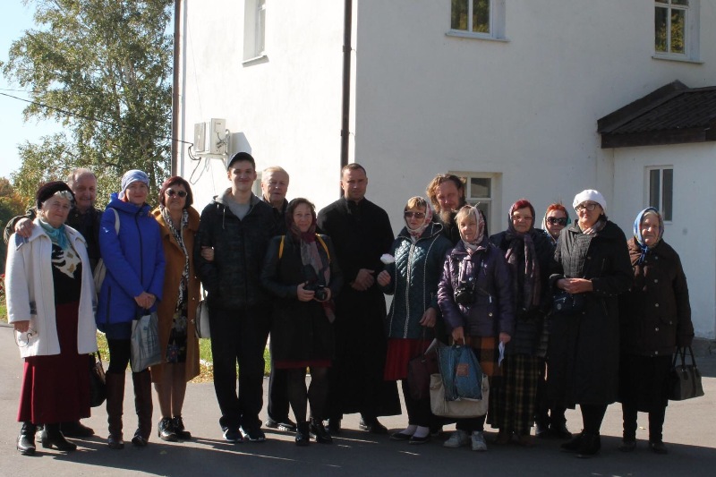 Подопечные общества инвалидов посетили Белогорскую обитель