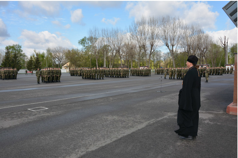 В Учебном центре войсковой части города Острогожска прошёл торжественный митинг по случаю окончания учебного периода