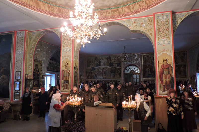 Курсанты и офицеры в/ч 20155 приложились к иконе св. Серафим (Соболев)