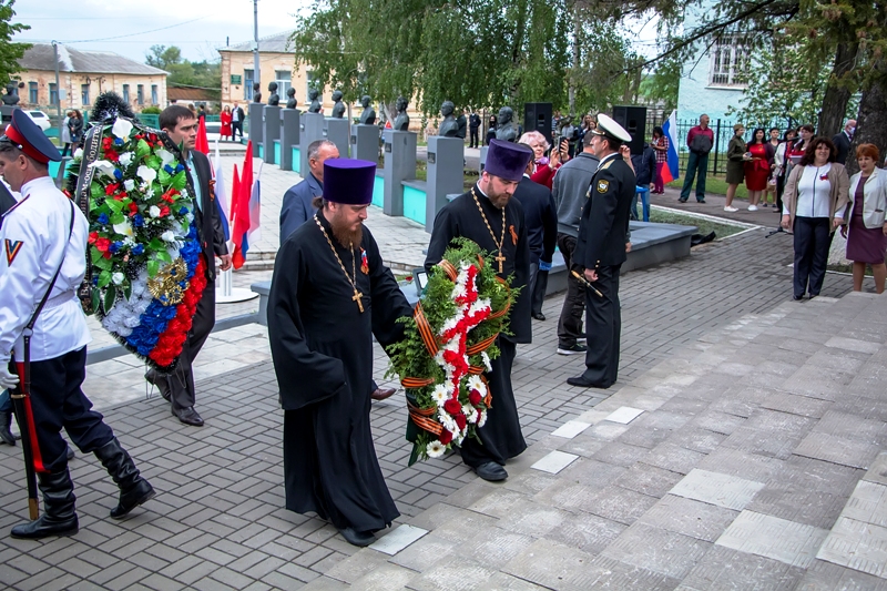 Духовенство епархии приняло участие в митингах посвященных Дню Победы