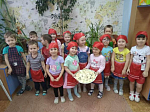 Воспитанники детского сада № 17 приняли участие в мастер-классе по выпечке жаворонков