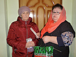 Московские школьники подготовили подарки для пожилых людей
