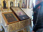 Икона святителя Николая и святые мощи — в Тихоновском соборном храме
