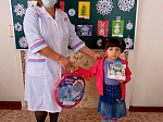 Воспитанники реабилитационного центра в Тимирязево получили рождественские подарки в рамках акции "Рождественское чудо - детям"