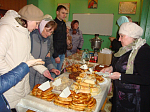 12 апреля, в Лазареву субботу в церковно-приходской школе при Троицком храме районного поселка Кантемировка состоялся «мастер-класс по обучению народным ремеслам»