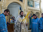 Епископ Россошанский и Острогожский Андрей совершил Божественную литургию в Костомаровской обители