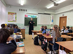Священнослужитель благочиния провел беседу для учеников 4-го класса СОШ № 9 г. Россошь
