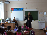 Священник посетил занятие кружка «Православная радуга»