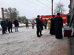 Павловские спасатели установили икону Божией Матери «Неопалимая Купина» на здании пожарной части