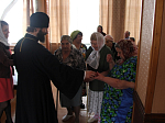 В Светлое Христово Воскресение, день Пасхи Преосвященнейший епископ Россошанский и Острогожский Андрей посетил Россошанский дом престарелых и инвалидов