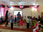 Благочинный посетил с Пасхальным поздравлением  Верхнемамонский детский садик «Гнездышко»