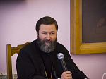 Глава Россошанской епархии встретился с супругами священнослужителей