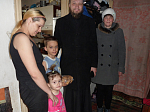 Посильную помощь многодетным семьям Воробьевского района