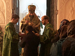 Архиерейское богослужение в Серафимовском пещерном храме Костомаровского Спасского женского монастыря