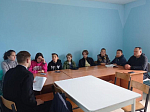 В День трезвости клирик Казанского храма провел профилактическую беседу с молодежным отделом благочиния