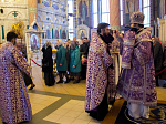 Епископ Россошанский и Острогожский Андрей совершил уставное вечернее богослужение в Ильинском кафедральном соборе