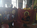В Петропавловском храме были освящены четыре знамени для участников СВО