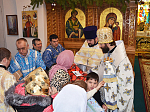 Дети-сироты из Павловской школы-интерната присутствовали на архиерейском богослужении и получили подарки