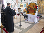 Глава Россошанское епархии совершил вечерню с чином изнесения и утреню с чином погребения Святой Плащаницы