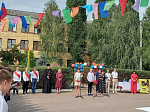 В День знаний священнослужители благочиния приняли участие в праздничных линейках