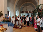 В Свято-Митрофановском храме попросили благословения Божия перед началом учебного года