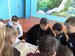 Школьникам рассказали о важности чтения Священного Писания