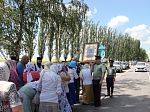 Ильинский казачий крестный ход с епархиальной святыней прибыл в Каменское благочиние