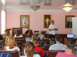 В Епархиальном управлении в рамках дня трезвости собрались учащиеся россошанских колледжей