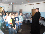 Школьники посетили АО «Россошанский элеватор» и испекли «жаворонков»