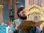 В праздник Сретения Господня Глава Воронежской митрополии возглавил служение Божественной литургии в воронежском Покровском соборе