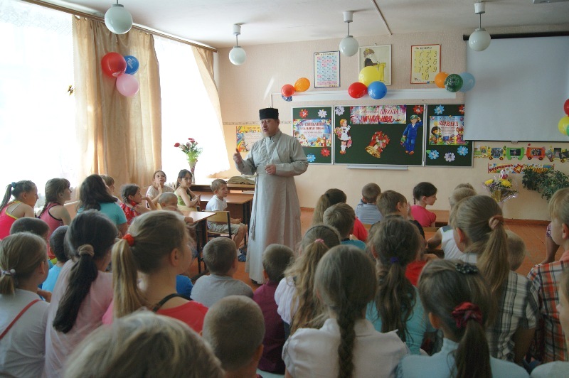 В Воробьёвской школе состоялась встреча со священником