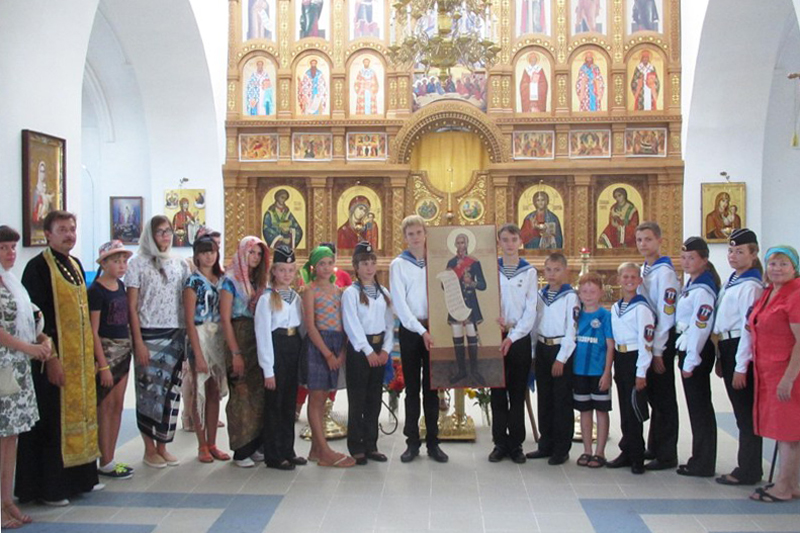 Юные моряки отправились в ответственную поездку во Всероссийский лагерь