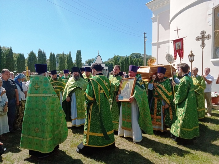 Благочинный принял участие в торжествах Троекуровской женской обители