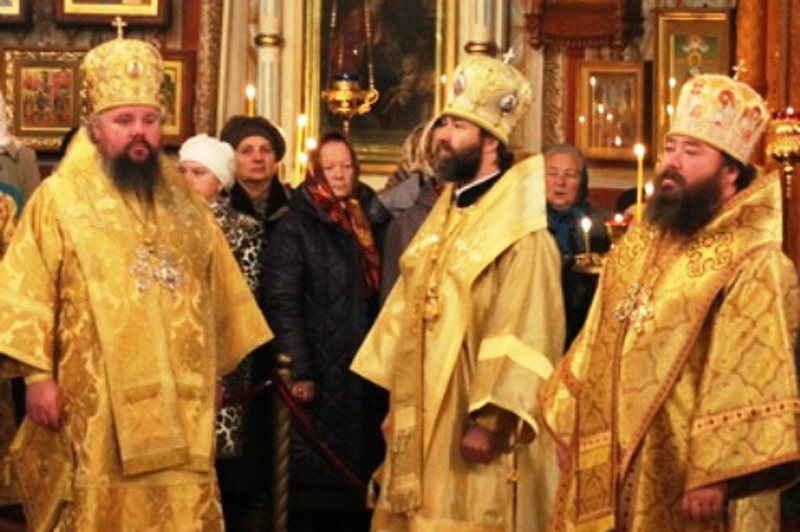 Преосвященнейший Андрей, епископ Россошанский и Острогожский поздравил владыку Паисия, епископа Щигровского и Мантуровского