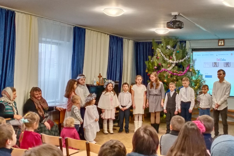 В воскресной школе Вознесенского храма прошла Рождественская елка