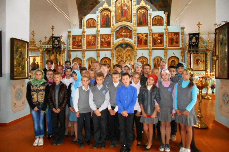 Учащиеся школы № 2 п. Каменка посетили Казанский храм