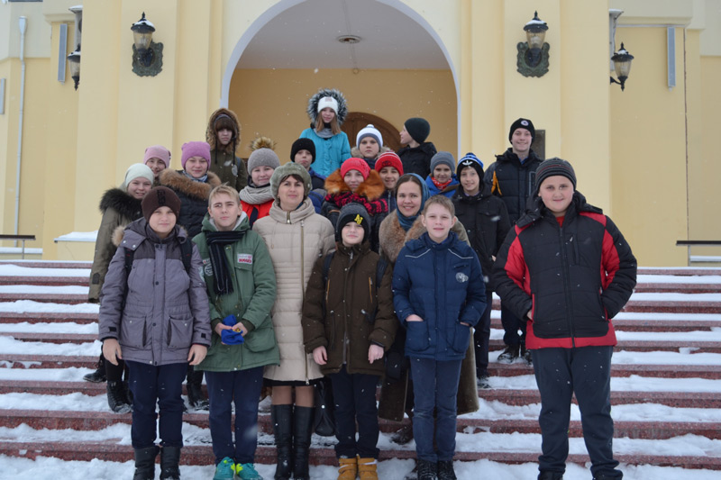 Школьники посетили Свято-Ильинский кафедральный собор