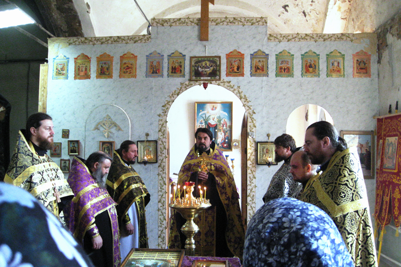 Соборное богослужение клириков Калачеевского и Воробьевского церковных округов
