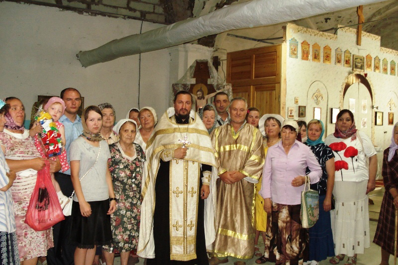 В Успенском храме г. Калач состоялось празднование дня памяти святых благоверных Петра и Февронии