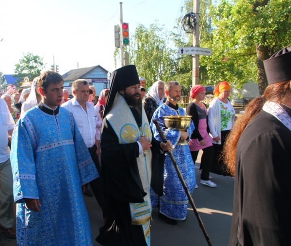 Крестный ход с иконой Божьей Матери «Знамение» в г. Павловск
