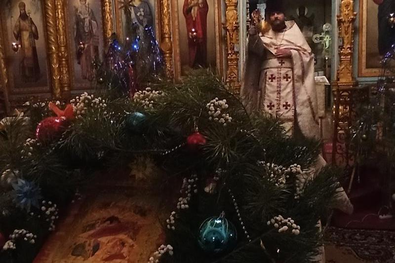 В Нижнем Мамоне встретили Рождество Христово
