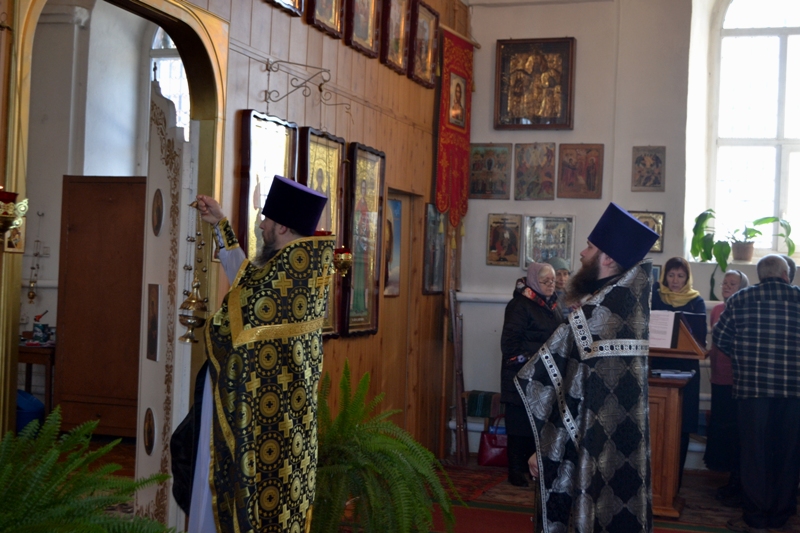 В Нижнем Мамоне состоялось соборное богослужение духовенства благочиния