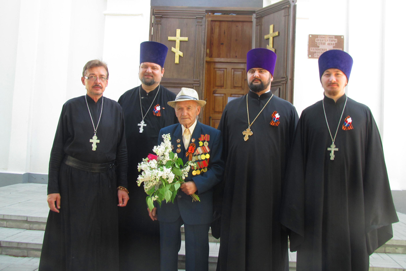 В Павловском благочинии почтили память павших в ВОВ