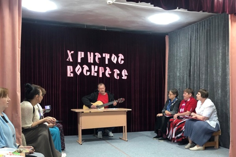 В Воскресной школе для взрослых при Белогорском монастыре состоялся пасхальный концерт
