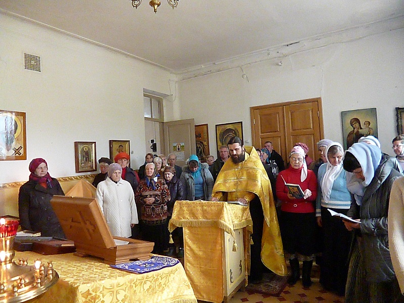 Белогорцы поклонились святыням