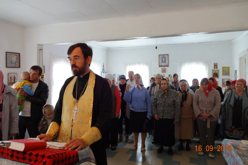 Молебен с чтением акафиста святителю Николаю Чудотворцу в Радченском